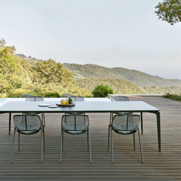 AllSize Dining Table