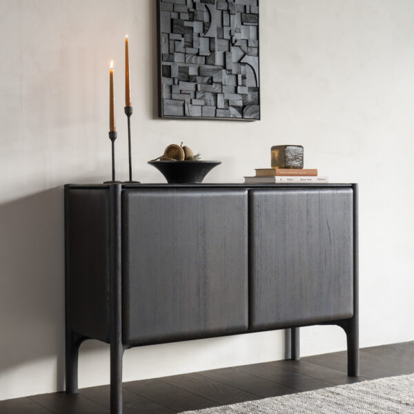 PI sideboard