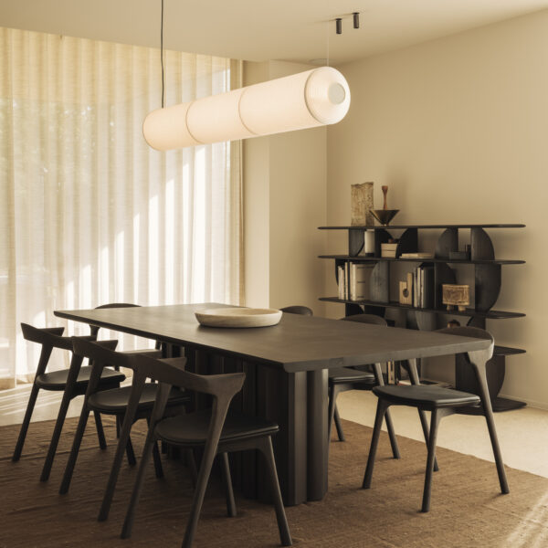 Sequence dining table