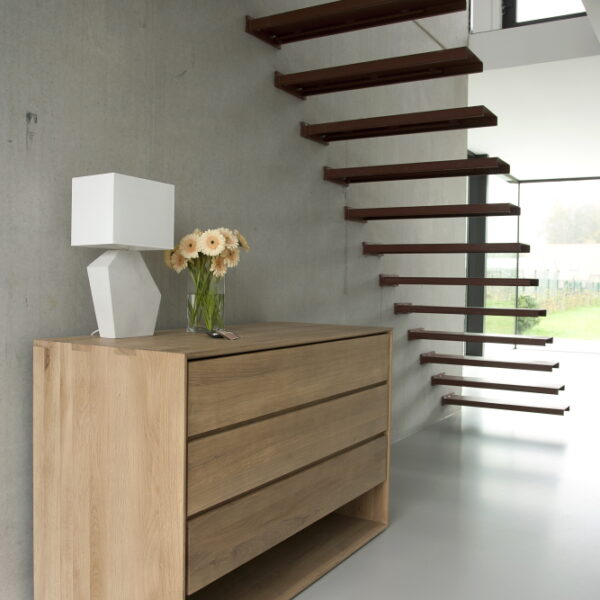 Nordic dresser