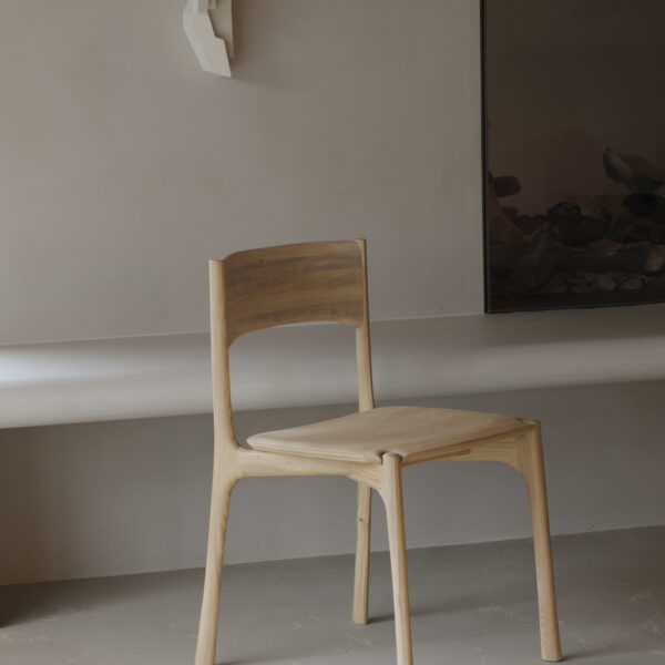 PI dining chair