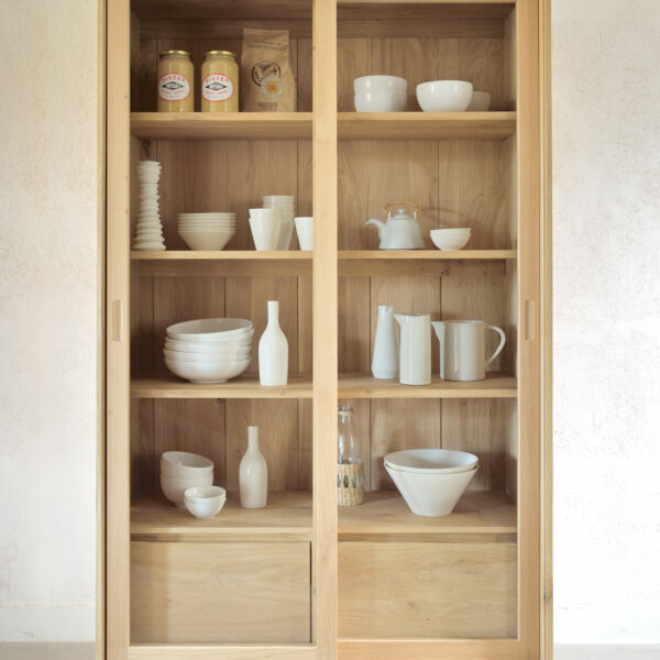 Wave cupboard